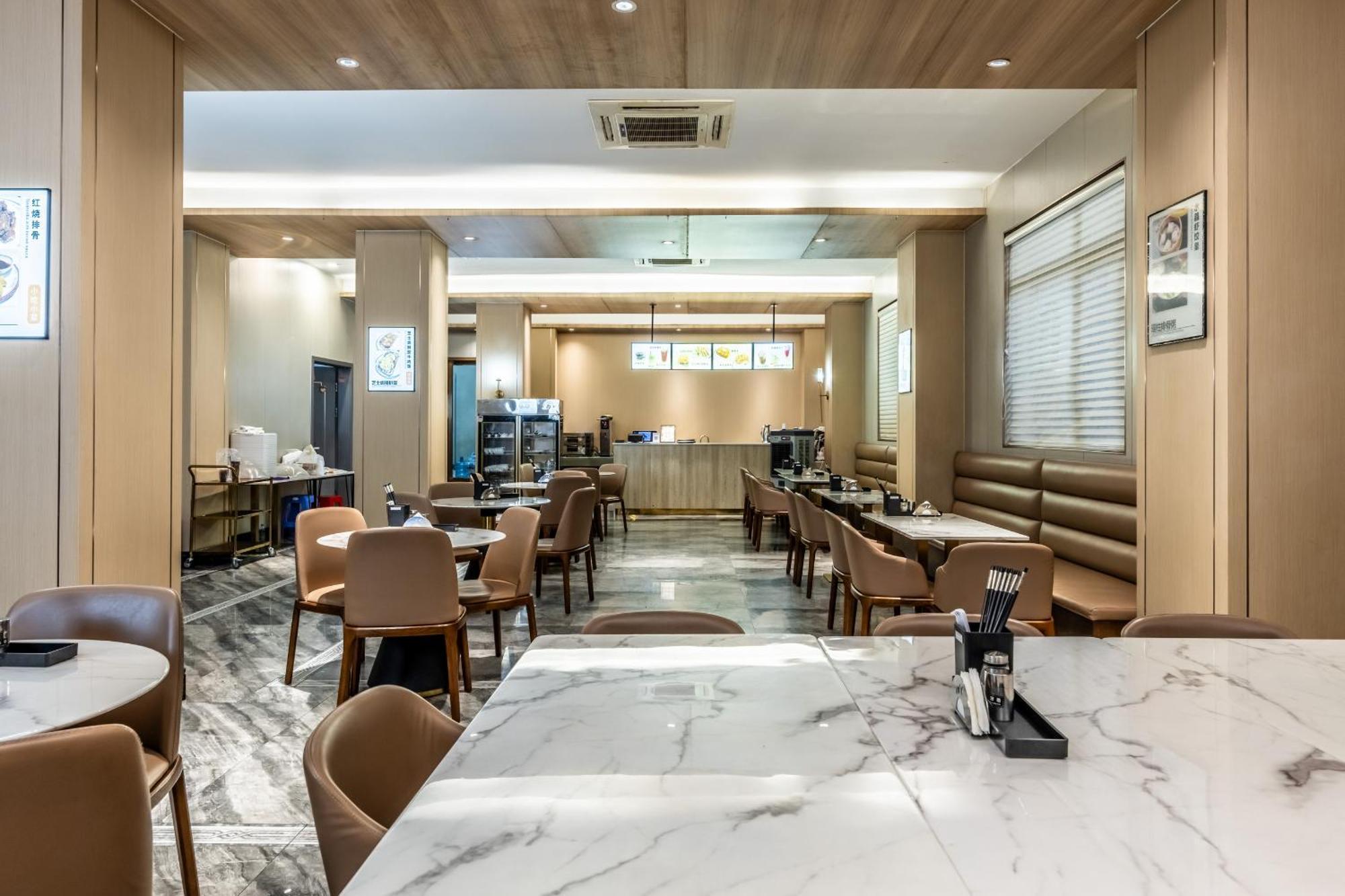 Bole Jing Pin Hotel 시아누크빌 외부 사진
