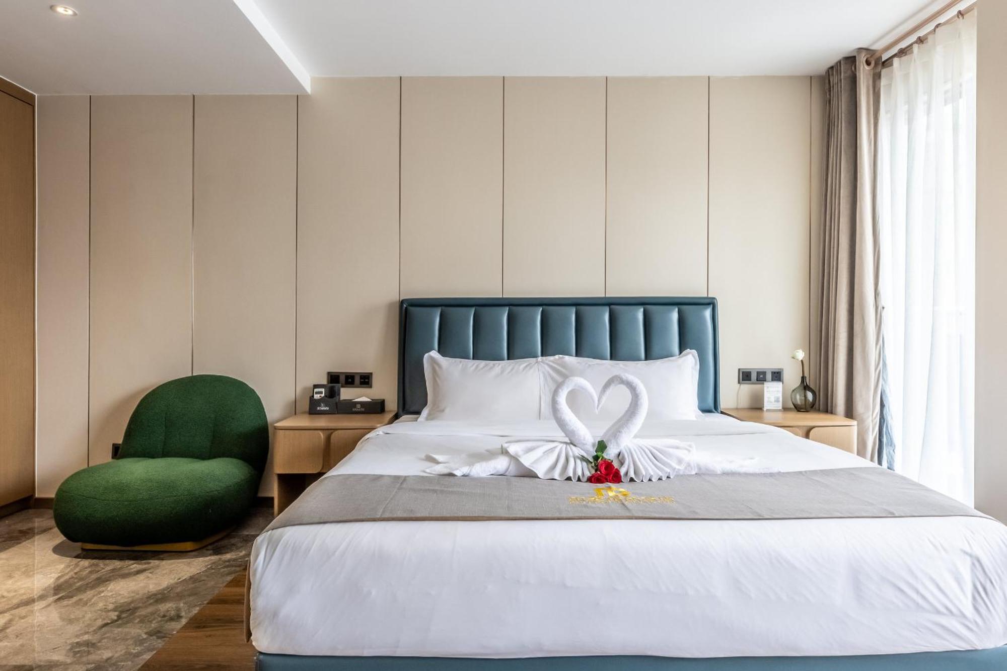 Bole Jing Pin Hotel 시아누크빌 외부 사진