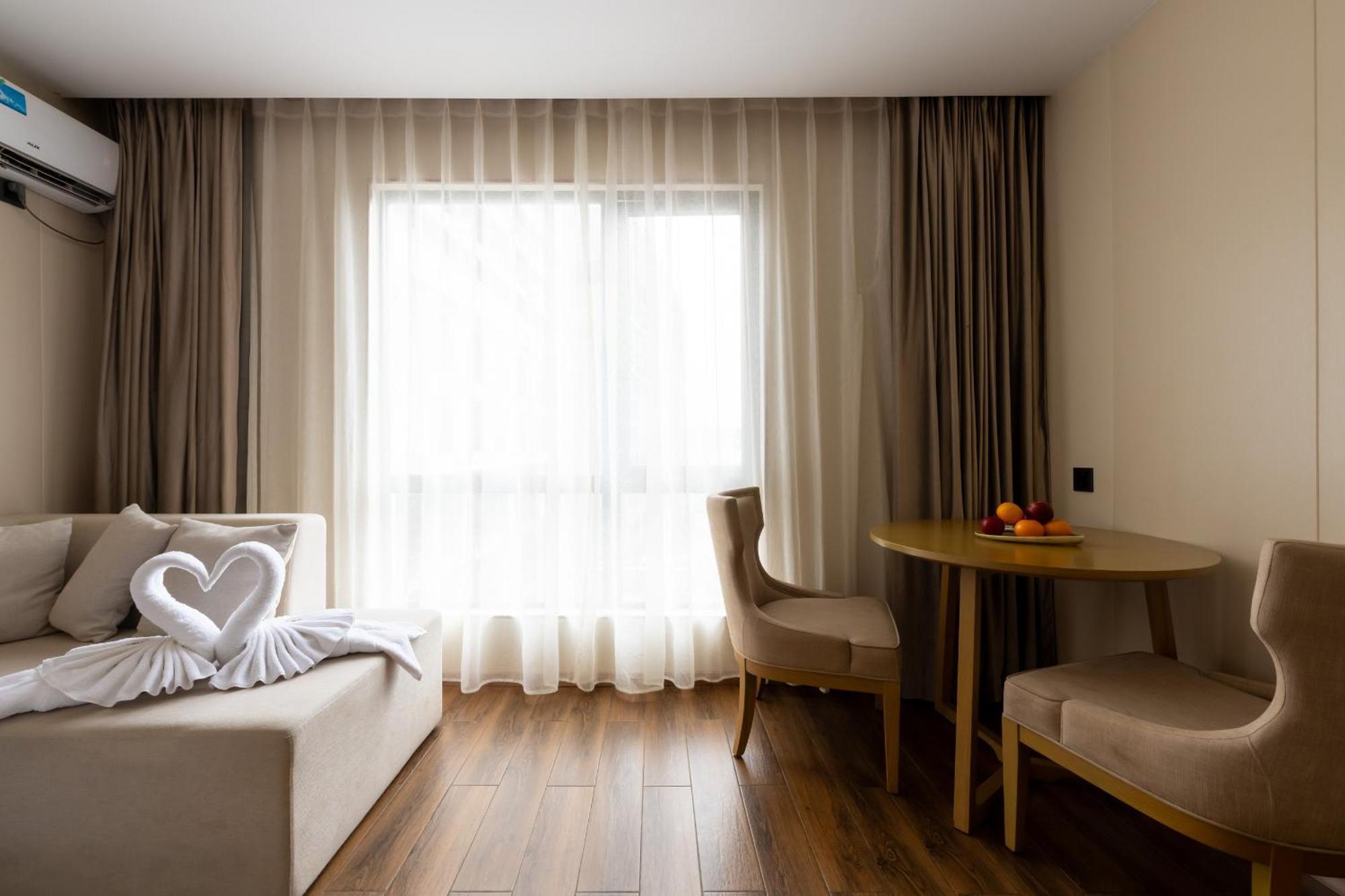 Bole Jing Pin Hotel 시아누크빌 외부 사진