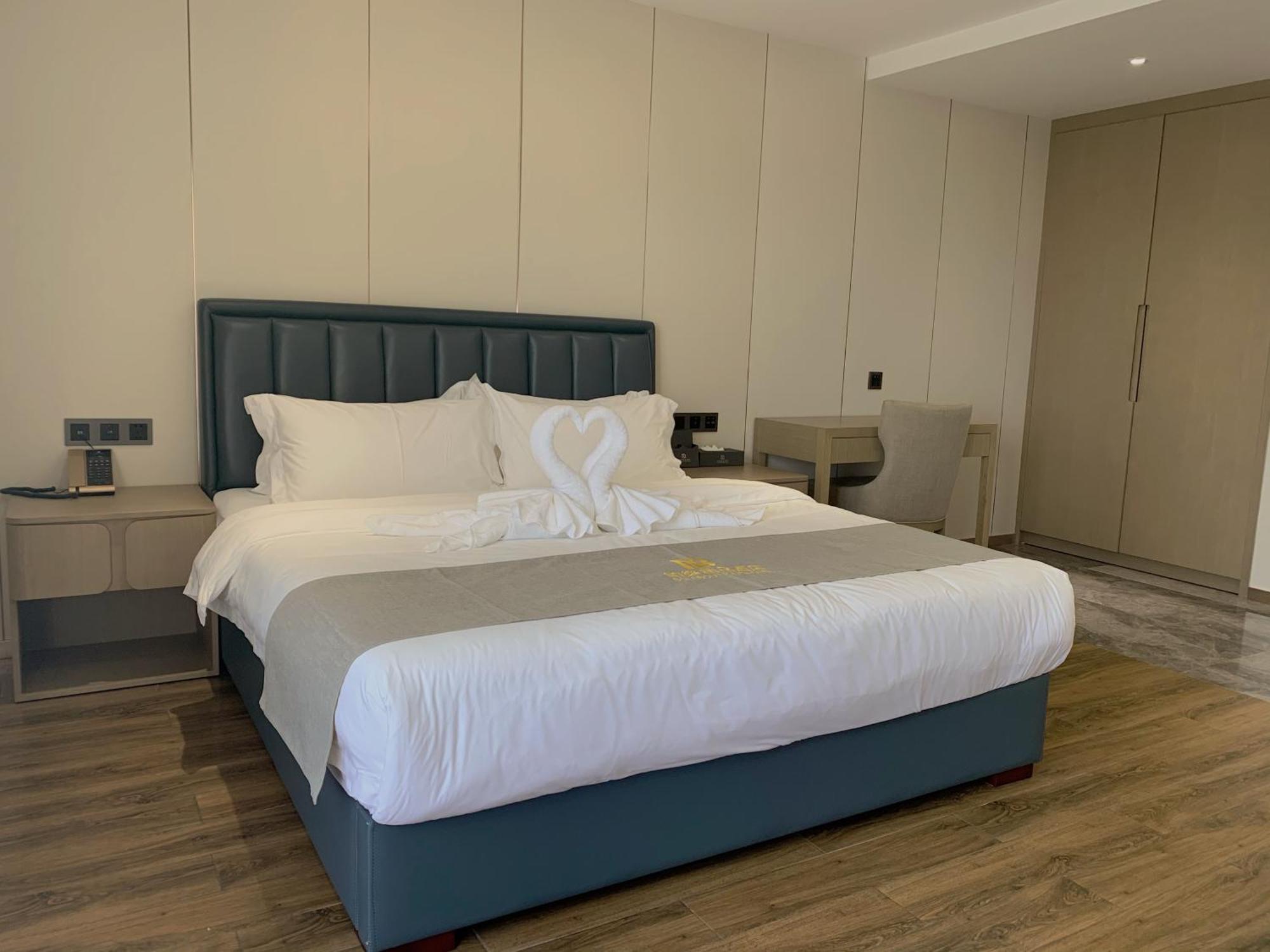Bole Jing Pin Hotel 시아누크빌 외부 사진