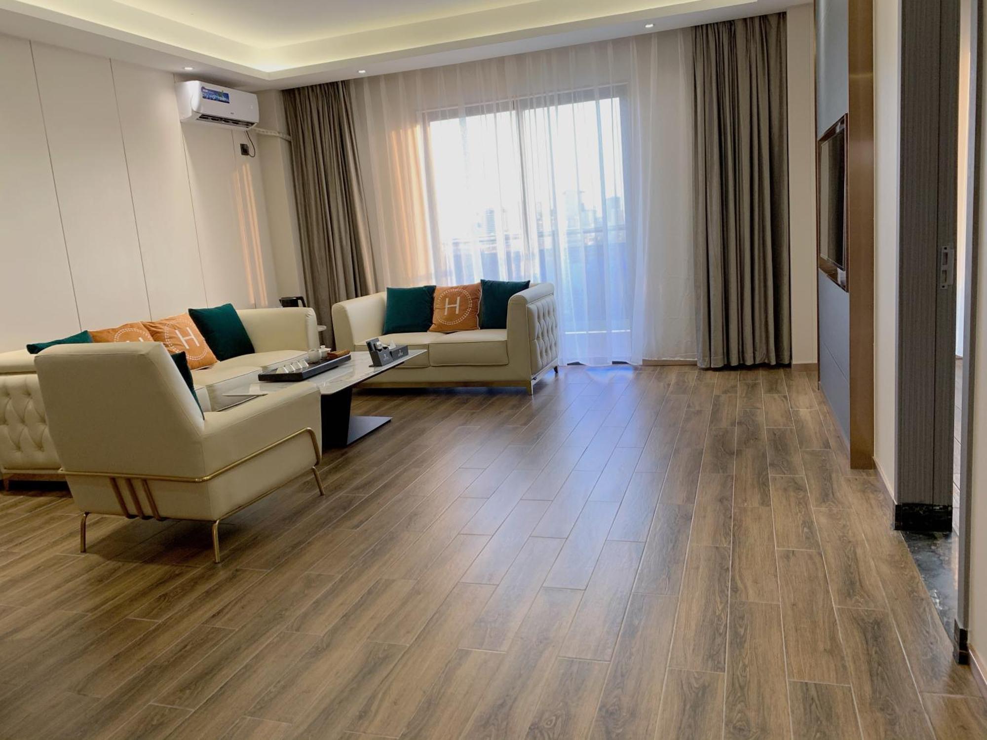 Bole Jing Pin Hotel 시아누크빌 외부 사진